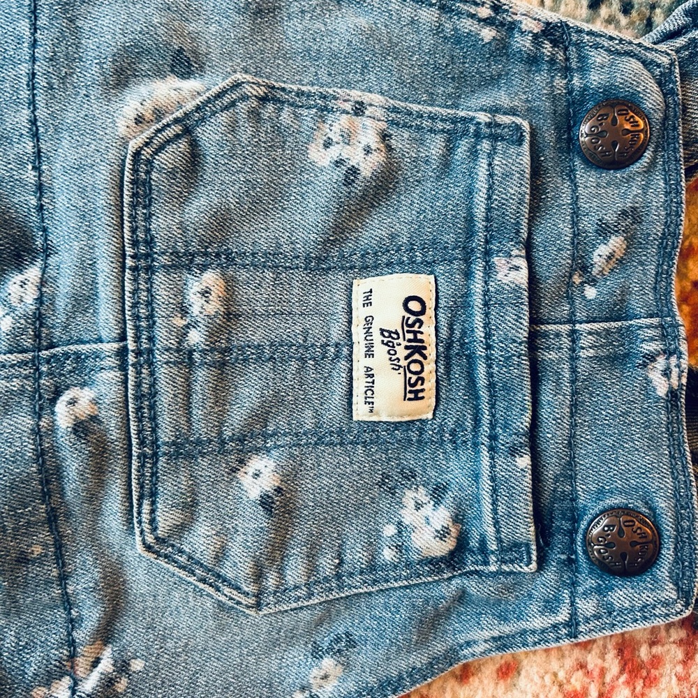 Rare OshKosh 2T Floral Denim Overalls with Ruffle Trim - Picture 5 of 12